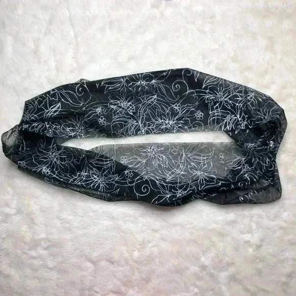 Wrap Scarf Sheer Floral Black & Silver - Picture 8 of 15